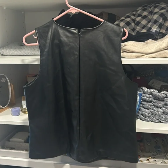 cute “pleather” tank top - Picture 2 of 4